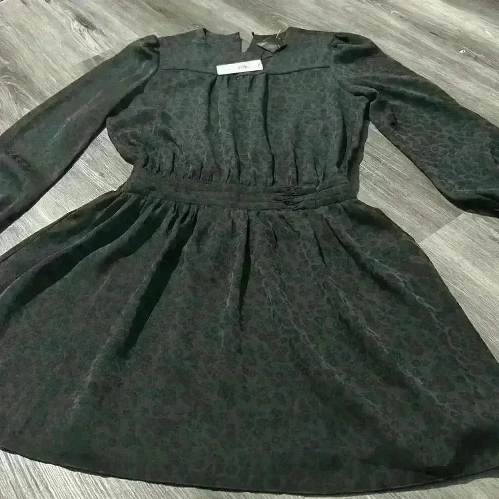 Current air long sleeve dress - Picture 2 of 5